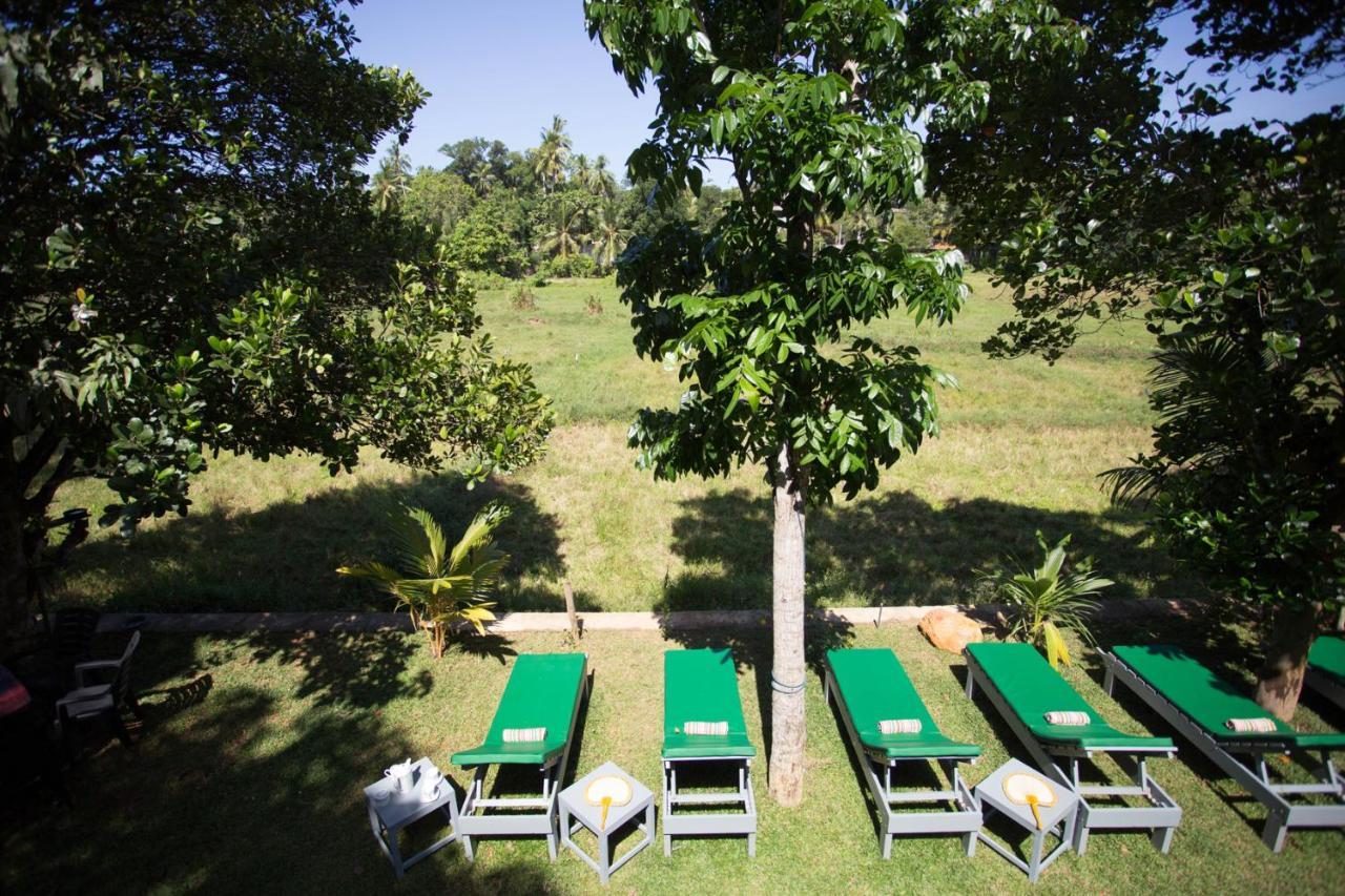 Barefoot Bungalow Hikka ฮิกคาดูวา ภายนอก รูปภาพ