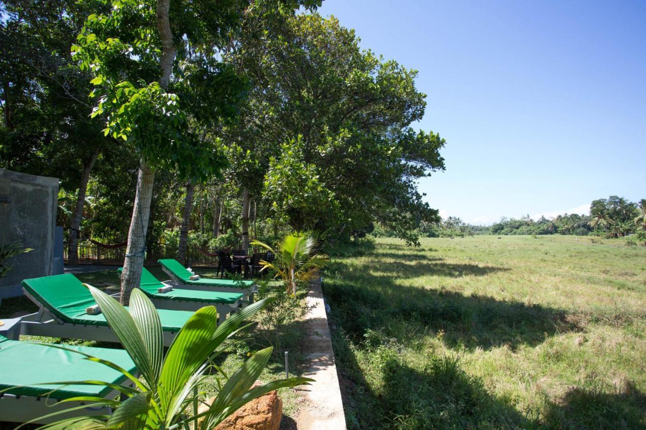 Barefoot Bungalow Hikka ฮิกคาดูวา ภายนอก รูปภาพ